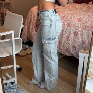 Women's Light Blue Jeans